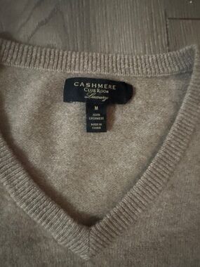 Club Room V-Neck Cashmere Sweater - Light Gray
